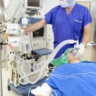 What does an anesthetist do?